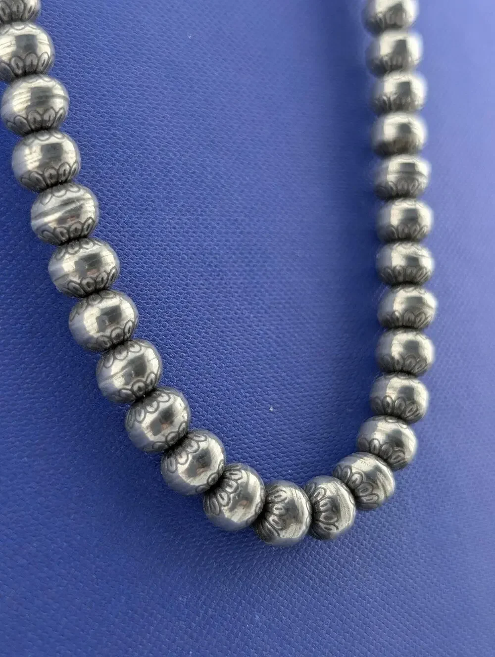 Silver Navajo (Dine) Pearls 40.6g - 19.5